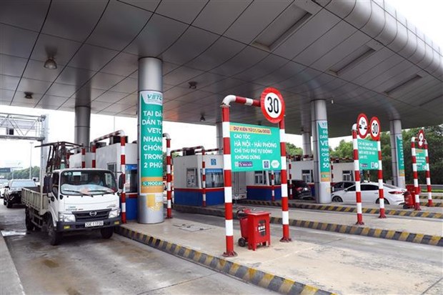 Des services de péages 100 sans arrêt sur l autoroute Hanoï -Hai Phong à partir du 1er juin