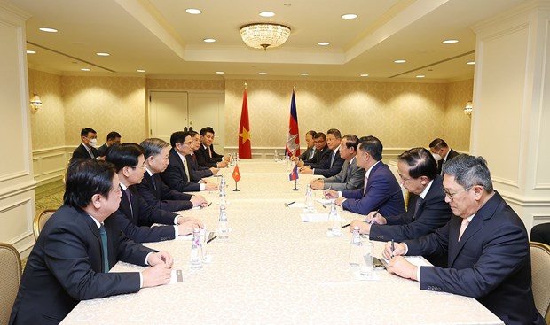 Le Premier ministre Pham Minh Chinh rencontre son homologue cambodgien aux Etats-Unis