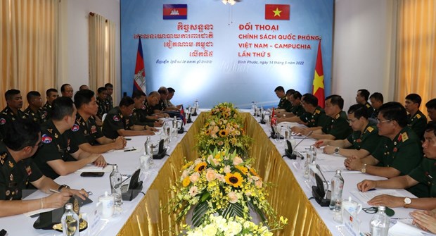 Le Vietnam et le Cambodge tiennent leur 5e dialogue sur la politique de défense