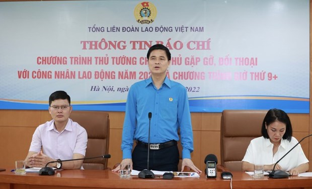 Le Premier ministre Pham Minh Chinh va dialoguer avec les travailleurs