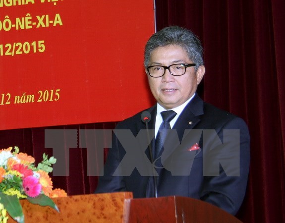 进一步增进越印两国友好合作关系