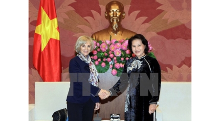 越南建议法国支持早日正式签署越欧自由贸易协定