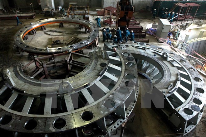 莱州水电站一号机组顺利并网