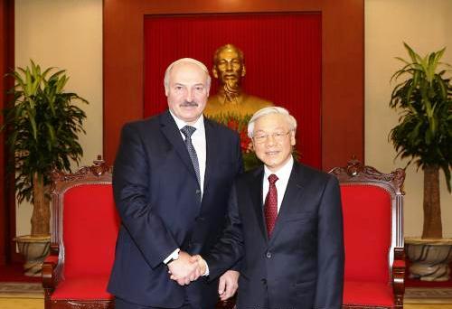 越共中央总书记阮富仲会见白俄罗斯总统卢卡申科
