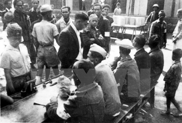 越南国会70周年图书资料展正式开幕