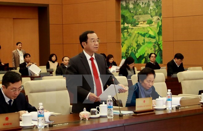 国会常委会就国家主席2011-2016年任期工作总结报告草案提出意见