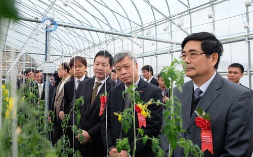 越-日智能农业中心问世