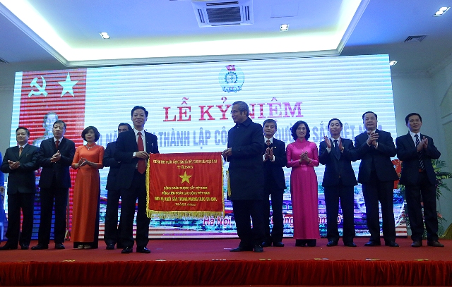 越南铁路工会成立70年纪念典礼在河内举办