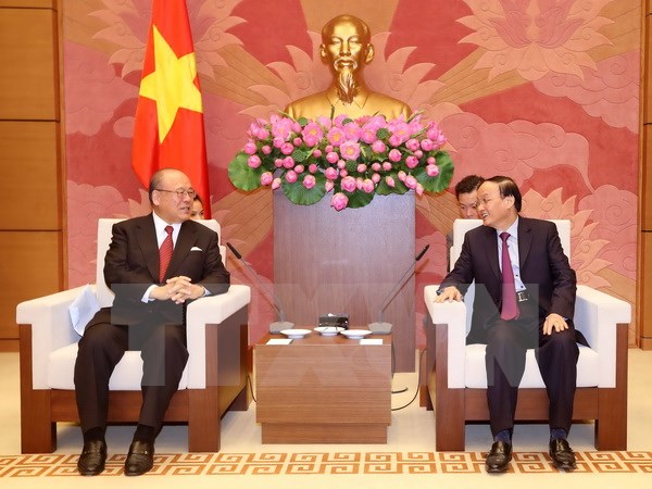 越日友好议员小组主席苏辉锐会见日越友好议员联盟特别顾问武部勤