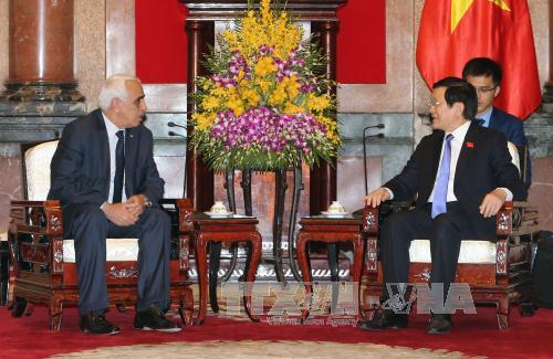 国家主席张晋创会见阿尔及利亚最高法院院长苏莱曼•布迪