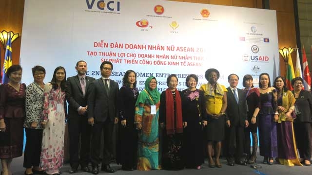 为越南女企业家发展并融入东盟经济共同体创造便利条件