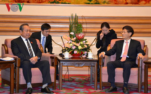 越中加强司法交流合作