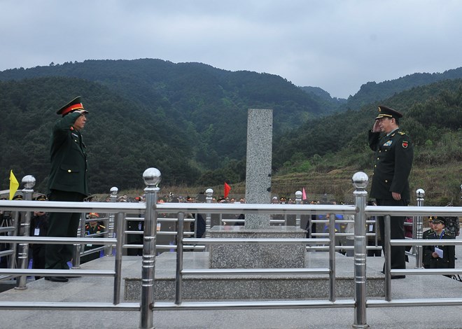 越中边防部队进行边界联合巡逻