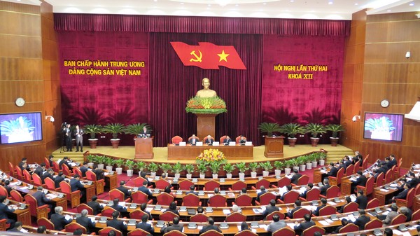 越共十二届二中全会第一天新闻公报