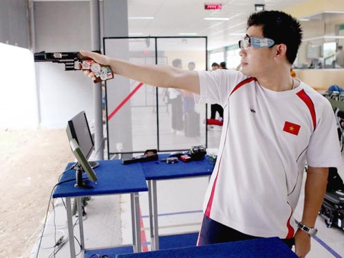 ISSF World Cup：何明成摘铜