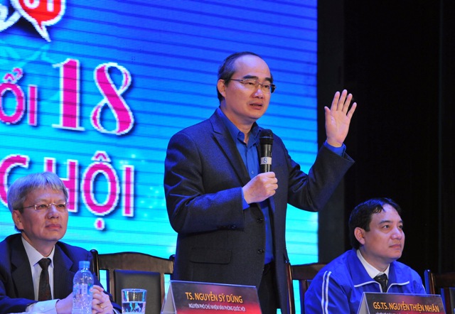 “十八岁公民与国会选举”对话会在河内举行