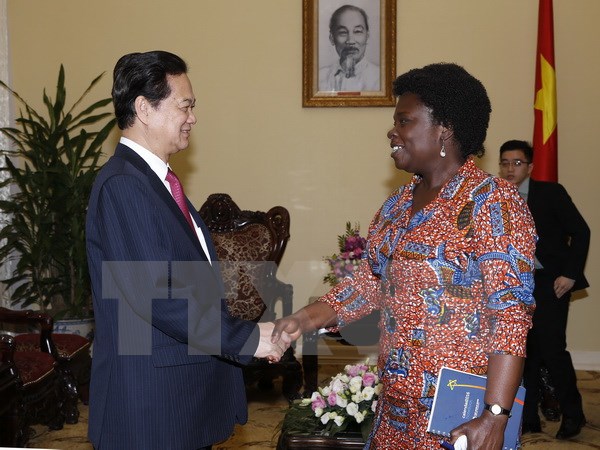 政府总理阮晋勇会见世行驻越代表处首席代表维多利亚•科瓦科瓦