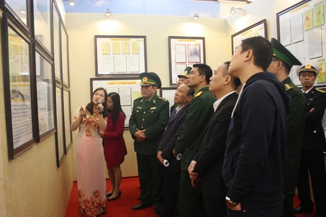 “黄沙与长沙——历史证据与法律依据“地图资料展在海防市举行