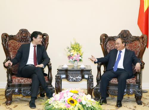 政府总理阮春福：越南将私营企业视为推动经济发展的引擎