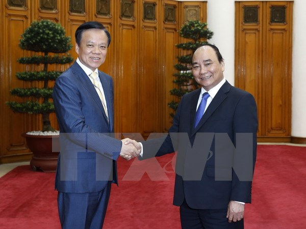 政府总理阮春福会见中国贵州省省委书记陈敏尔