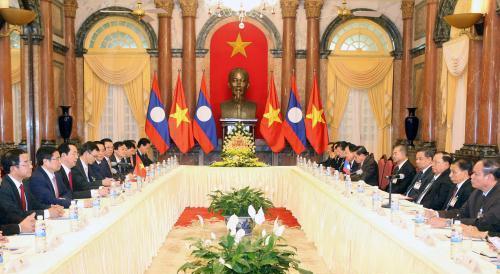 国家主席陈大光会见老挝人民革命党中央总书记、国家主席本扬•沃拉吉