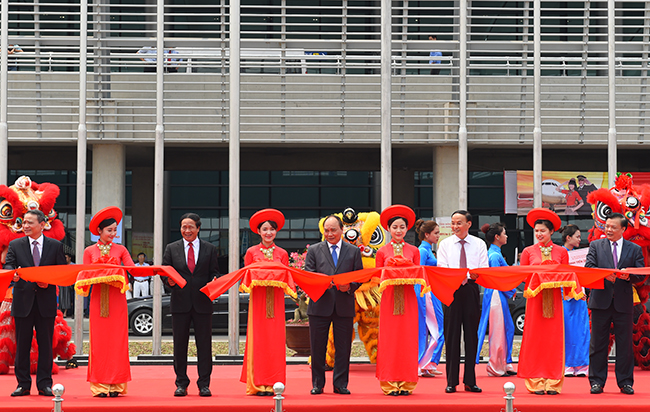 海防市吉碑国际航空港落成启用