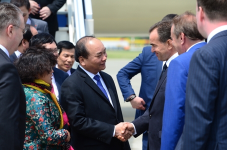 政府总理阮春福圆满结束访俄行程 赴索契出席东盟－俄罗斯对话关系20周年纪念峰会