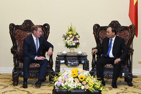 阮春福总理：越南政府将为对越投资的美国投资商提供便利条件