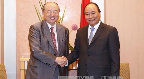 越南政府总理阮春福会见日本三菱集团总裁