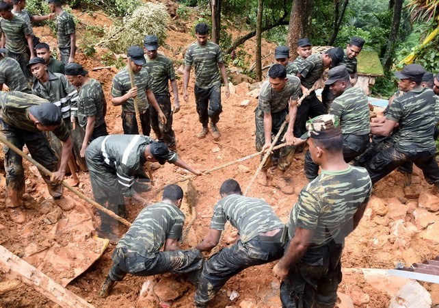 范平明就斯里兰卡发生洪灾和山体滑坡向斯里兰卡外长致慰问电