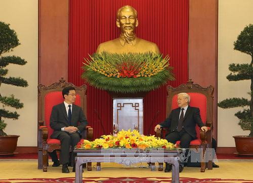 越共中央总书记阮富仲会见中国共产党代表团