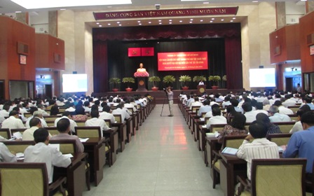 胡志明市举行学习贯彻越共十二大决议会议
