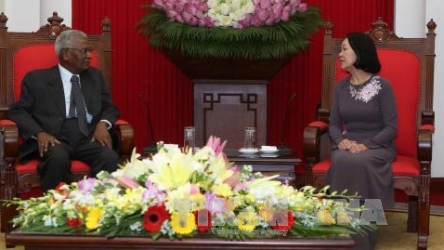 中央民运部部长张氏梅会见印度共产党中央政治局委员拉贾