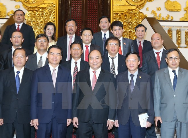 政府总理阮春福会见外宾