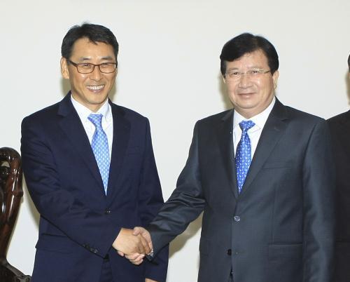 越南一向为外国投资商促进投资合作打造便利