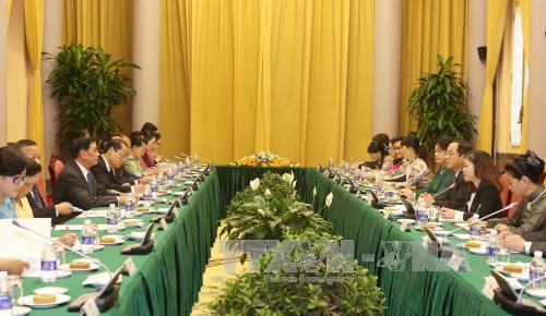 越老两国国家主席办公厅加强合作