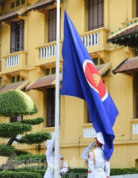 2016年东盟盟旗升旗仪式在河内举行