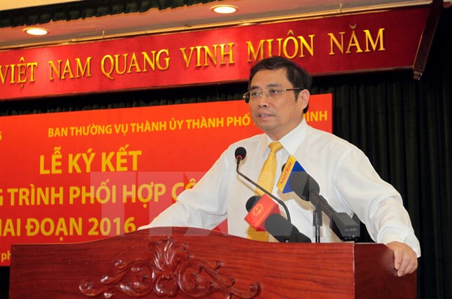 中央组织部与胡志明市市委常委会签署党建工作协调配合计划