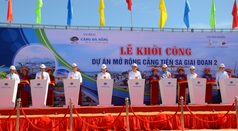 岘港市仙沙港扩建项目二期工程动工兴建