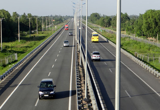 交通运输部提出兴建北南高速公路的三大方案