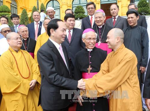 国家主席陈大光会见越南各派宗教代表团