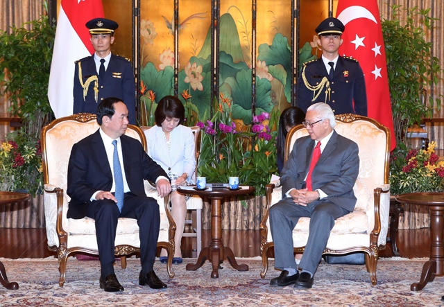 推动越南-新加坡战略伙伴关系迈上新高度