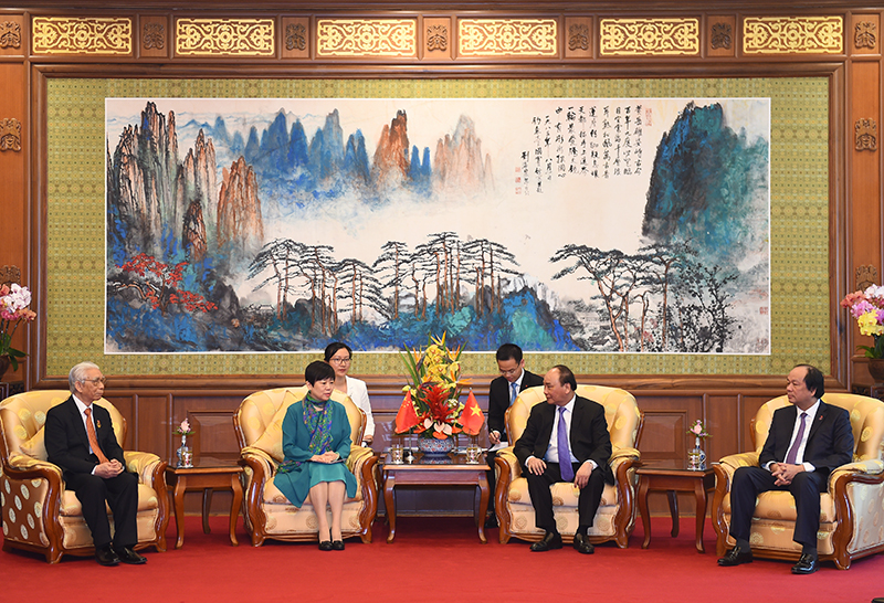 越南政府总理阮春福会见中国人民对外友好协会和中越友协代表