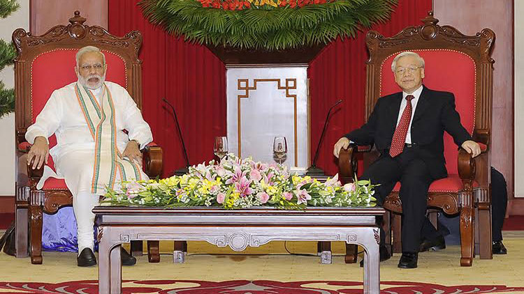 越共中央总书记阮富仲会见印度总理纳伦德拉•莫迪