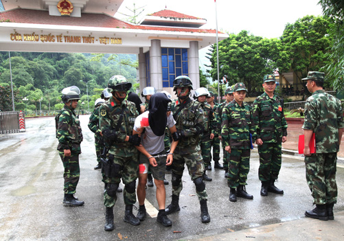 越南和中国举行联合反恐演练