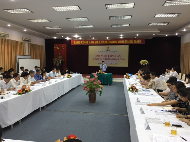 越南劳动总联合会举行2016年对外工作集训会议