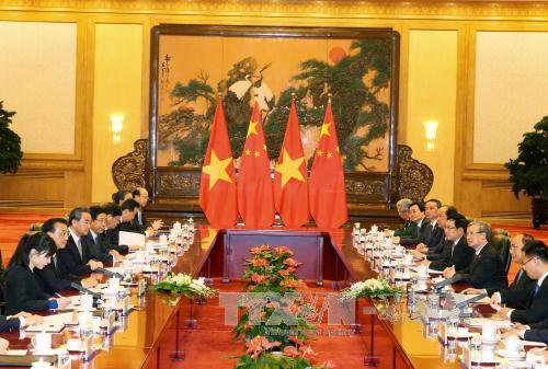 越南政府总理阮春福同中国国务院总理李克强举行会谈