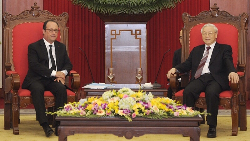 越共中央总书记阮富仲会见法国总统弗朗索瓦•奥朗德