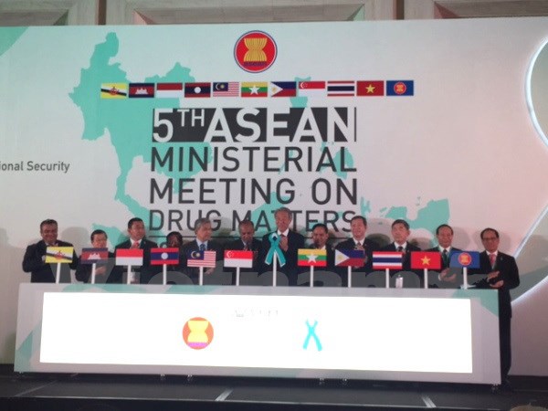 越南出席第五次东盟毒品问题部长级会议