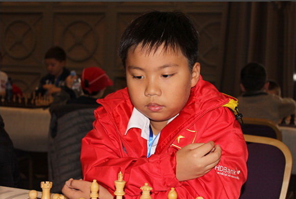 世界青少年国际象棋锦标赛：阮国希摘银